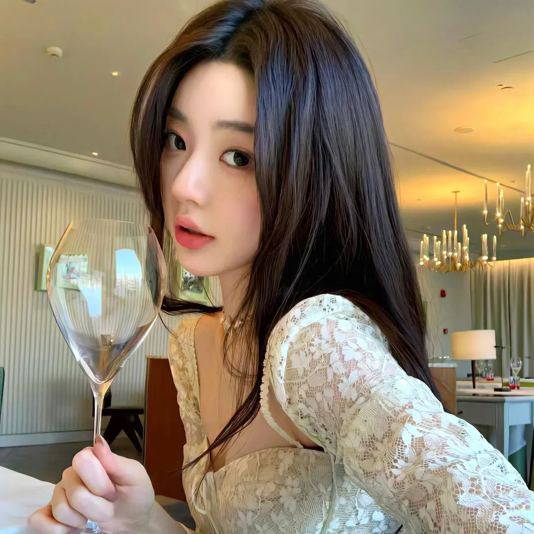 艳谍飘香